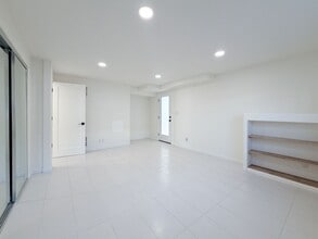 500 Ocean Dr in Oxnard, CA - Building Photo - Building Photo