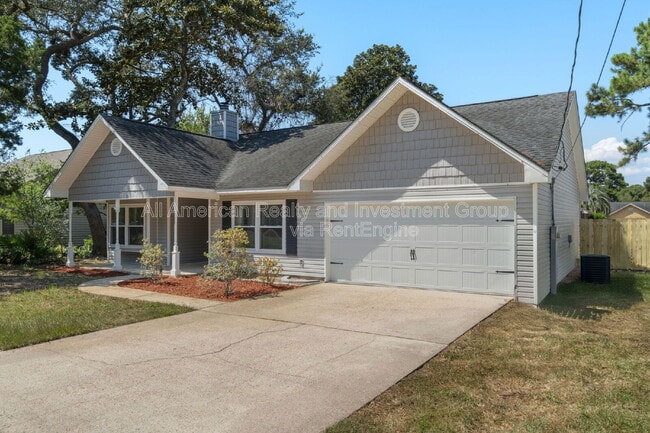 549 Sibert Ave in Destin, FL - Building Photo - Building Photo