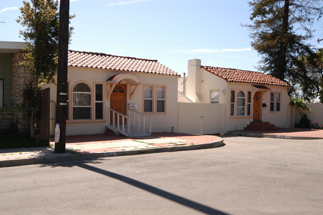 714-716 Yale St in Santa Paula, CA - Building Photo - Building Photo