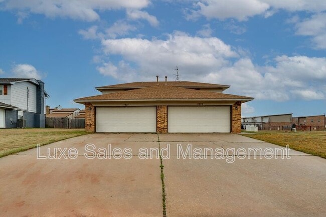 11723 N Francis Ave in Oklahoma City, OK - Building Photo - Building Photo