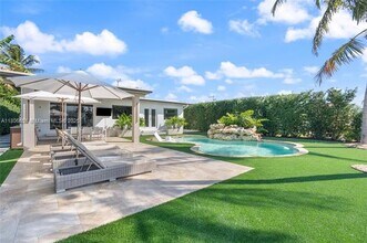 7810 Hawthorne Ave in Miami Beach, FL - Building Photo - Building Photo