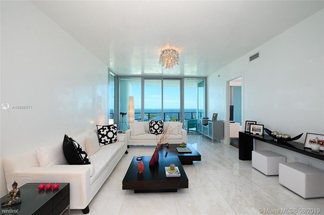 2627 S Bayshore Dr-Unit -# 24 in Miami, FL - Building Photo - Building Photo
