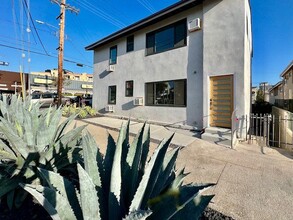 11702 Dorothy St in Los Angeles, CA - Building Photo - Building Photo