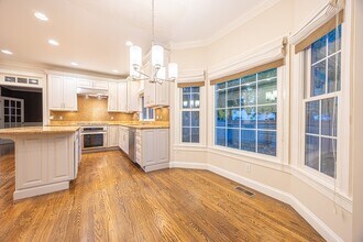 27 Mellon Rd in Wellesley, MA - Building Photo - Building Photo