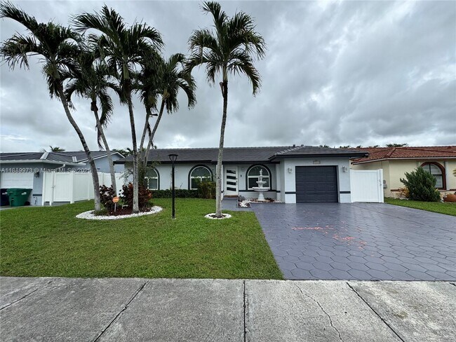 0 SW 176th St in Miami, FL - Building Photo - Building Photo