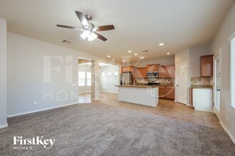 11028 E Silver Springs Ave in Mesa, AZ - Foto de edificio - Building Photo