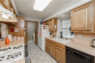 1421 Briarwood St in Denton, TX - Building Photo - Building Photo