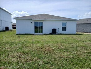 1245 Stone Ridge Cir in Sebring, FL - Building Photo - Building Photo