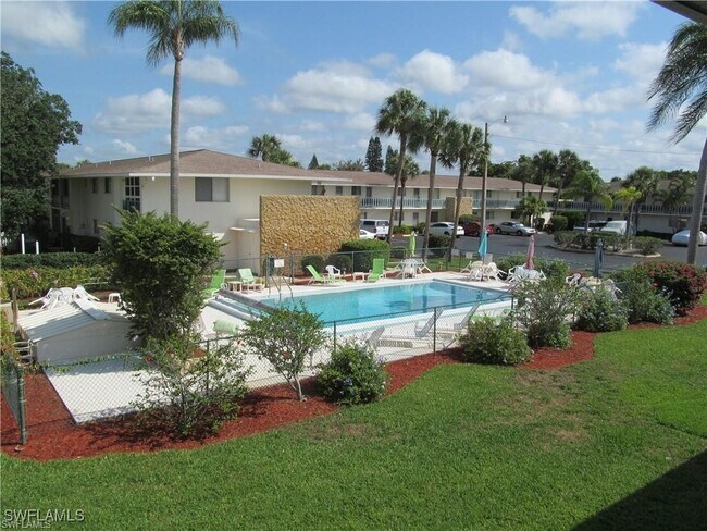 341 Joel Blvd in Lehigh Acres, FL - Building Photo - Building Photo