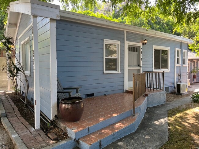 property at 2510 Glen Green St