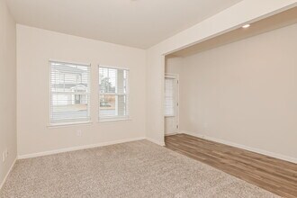 5922 Green Ash Ct, Unit N0303 in Braselton, GA - Foto de edificio - Building Photo