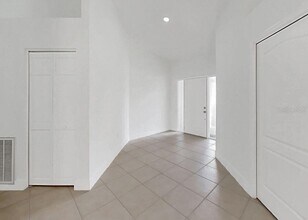 6409 Stone River Rd in Bradenton, FL - Building Photo - Building Photo