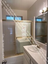 2414 Olympic Dr in Bakersfield, CA - Building Photo - Building Photo