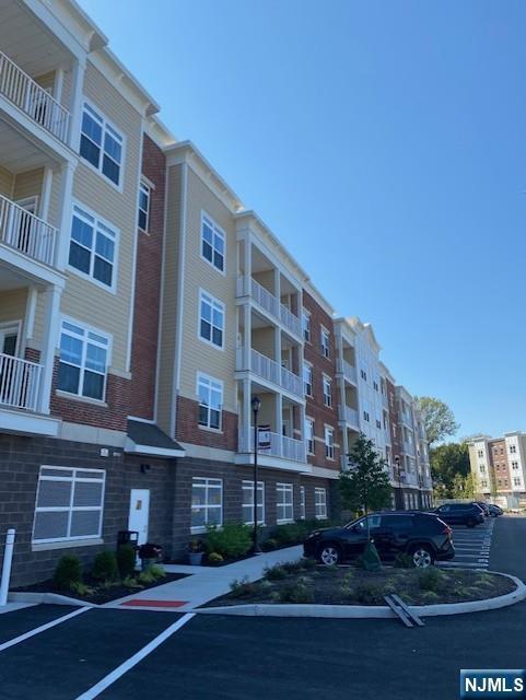 5 Soldier Hill Rd in Paramus, NJ - Building Photo