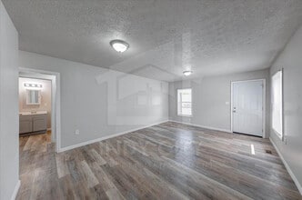 3844 E 13th St in Indianapolis, IN - Building Photo - Building Photo