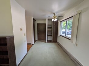 Freedom Ring Apartments in Sun Prairie, WI - Foto de edificio - Building Photo