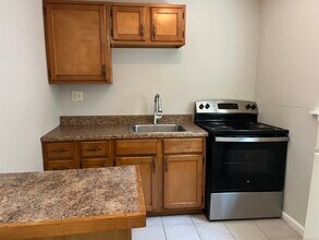 47 Commerce Ave in Killingly, CT - Building Photo - Building Photo