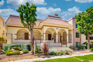 323 N Jackson St in Glendale, CA - Building Photo