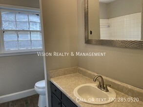 86 Brock St in Carrollton, GA - Building Photo - Building Photo