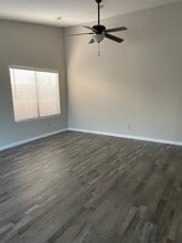 2773 E Rock Wren Rd in Phoenix, AZ - Building Photo - Building Photo