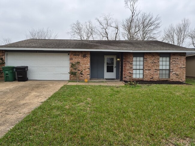 15735 Munson Ln in Houston, TX - Building Photo - Building Photo