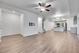 7652 Frigid Air Pt in Colorado Springs, CO - Building Photo - Building Photo