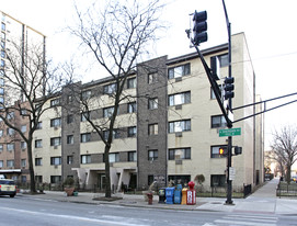 5750 N Sheridan Rd Apartments