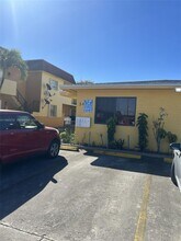 34 W 31st St in Hialeah, FL - Building Photo - Building Photo
