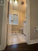 70 Hogan Manor Dr in Brampton, ON - Building Photo - Building Photo