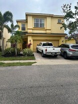 9426 Windrift Cir in Fort Pierce, FL - Building Photo