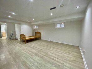 3081 Nawbrook Rd in Mississauga, ON - Building Photo - Building Photo