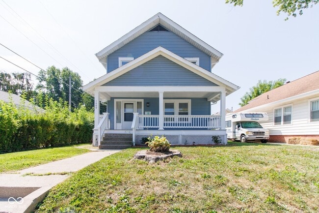 property at 1409 W Superior St