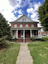 825 Hamilton Blvd in Hagerstown, MD - Building Photo