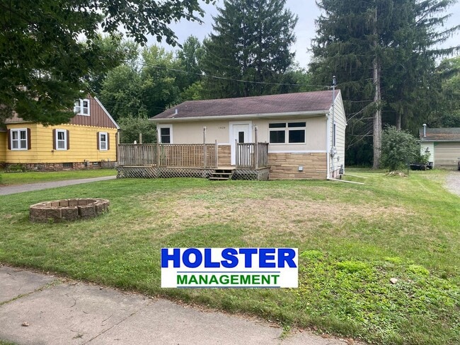 property at 1424 S 3rd Ave