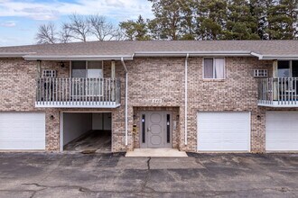 Clintonville Park Apartments in Clintonville, WI - Foto de edificio - Building Photo