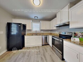 524 Parnell Dr, Unit Apt 3 in Raleigh, NC - Foto de edificio - Building Photo