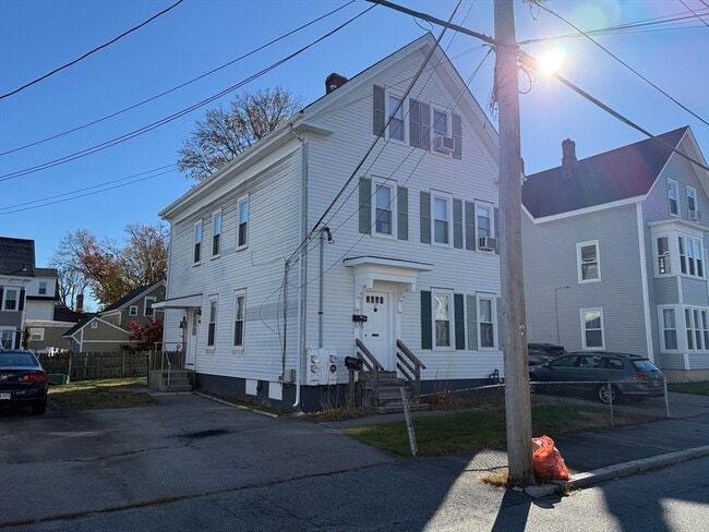 29 Broad St in North Attleborough, MA - Building Photo - Building Photo