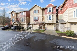 18512 36th Ave W in Lynnwood, WA - Building Photo