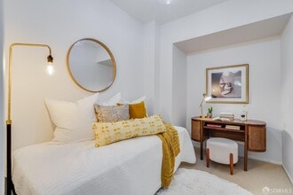 490 Clipper St in San Francisco, CA - Building Photo - Building Photo