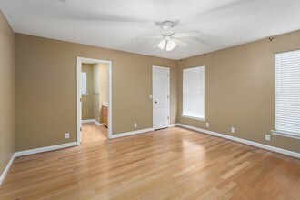 105 Bridgewater Cir in Brunswick, GA - Building Photo - Building Photo