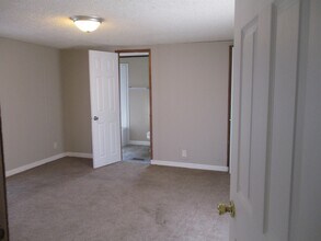 315 Belew St in Oak Grove, KY - Building Photo - Building Photo