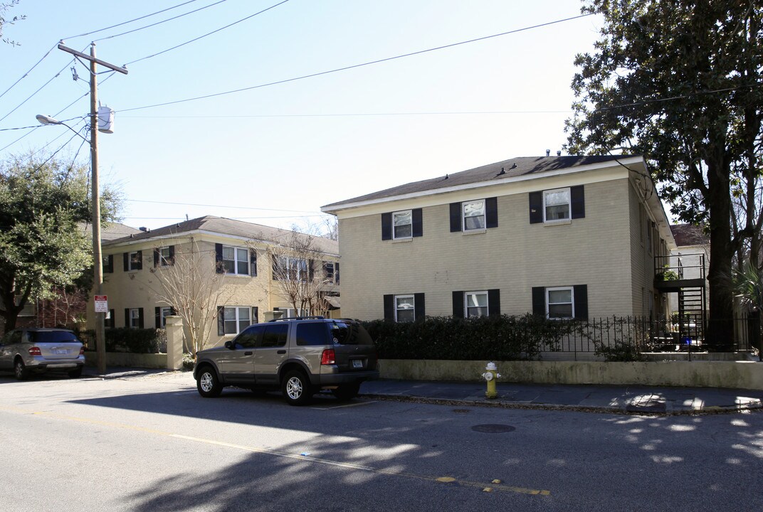 117-119 Wentworth St in Charleston, SC - Foto de edificio