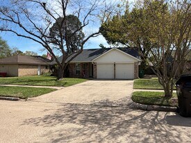 6239 Rena St in Houston, TX - Building Photo