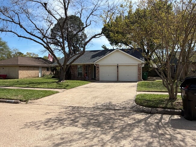 property at 6239 Rena St