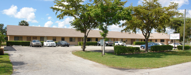 350 NW 10th St in Pompano Beach, FL - Building Photo - Building Photo