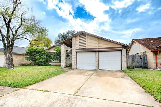 property at 12023 Plumbrook Dr