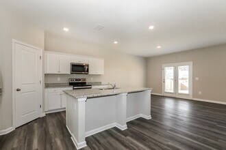 3833 Ramsay Pass in Loganville, GA - Foto de edificio - Building Photo
