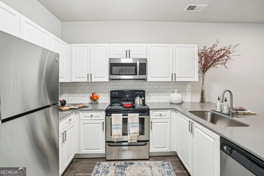 405 Philip Blvd in Lawrenceville, GA - Building Photo