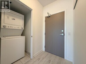 1010 Sandy Beach Rd in Pickering, ON - Building Photo - Building Photo