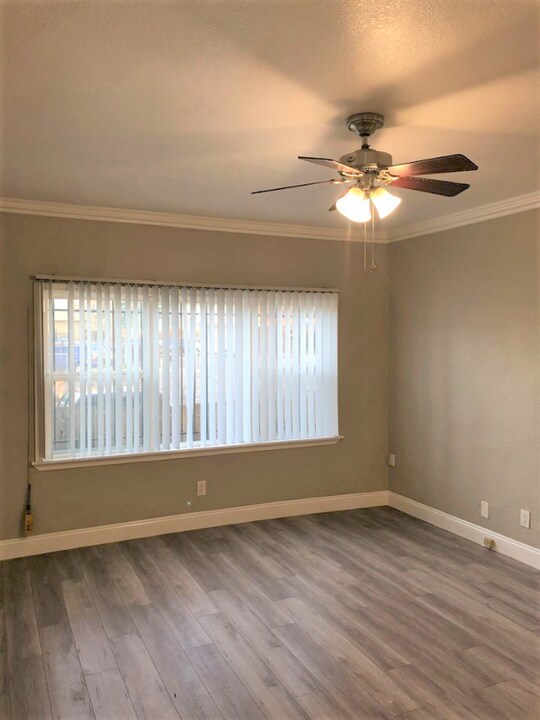 2624 Foothill Blvd in Oakland, CA - Building Photo